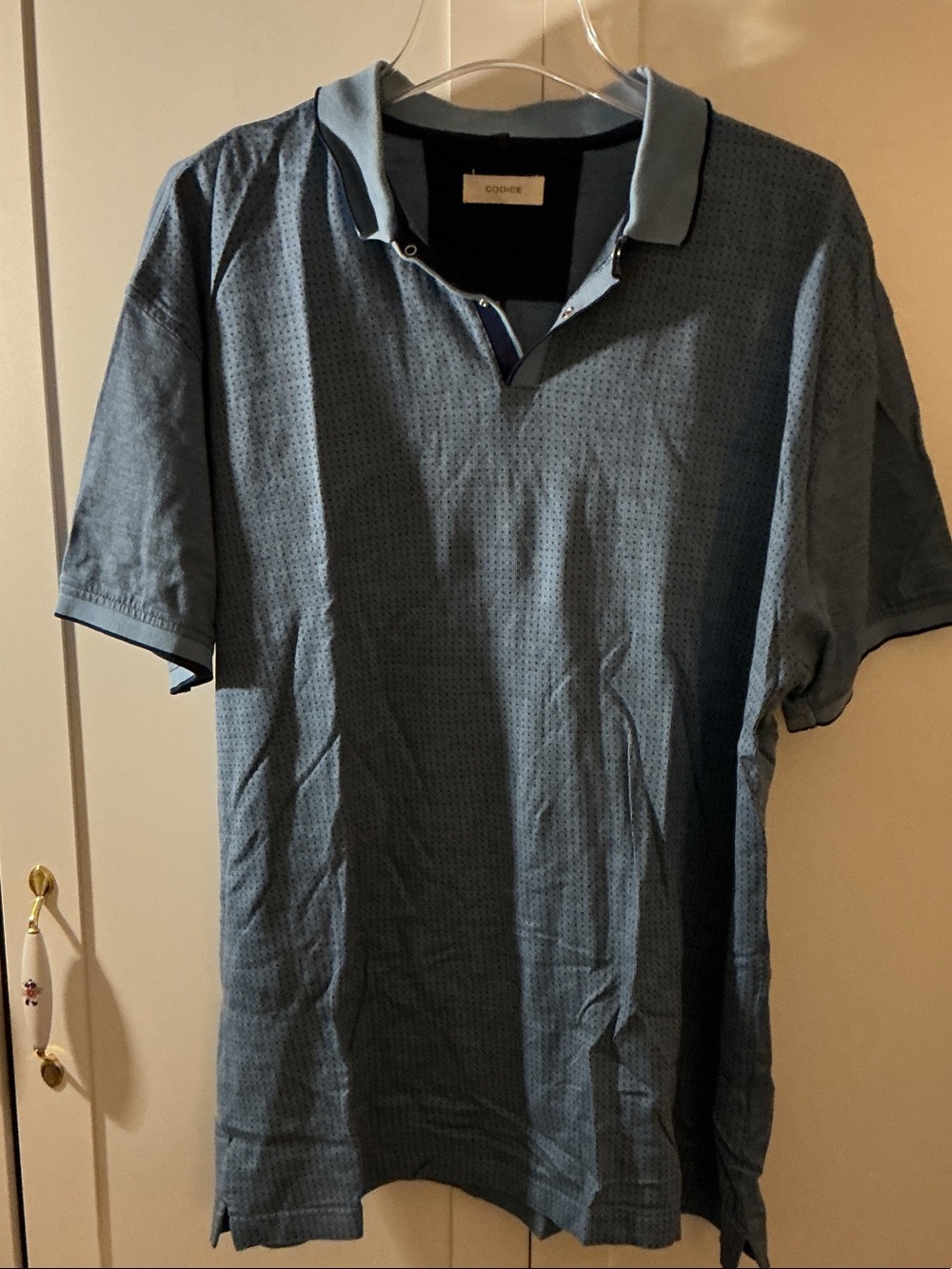 Casual Blue Men's Polo Shirt with Subtle Texture